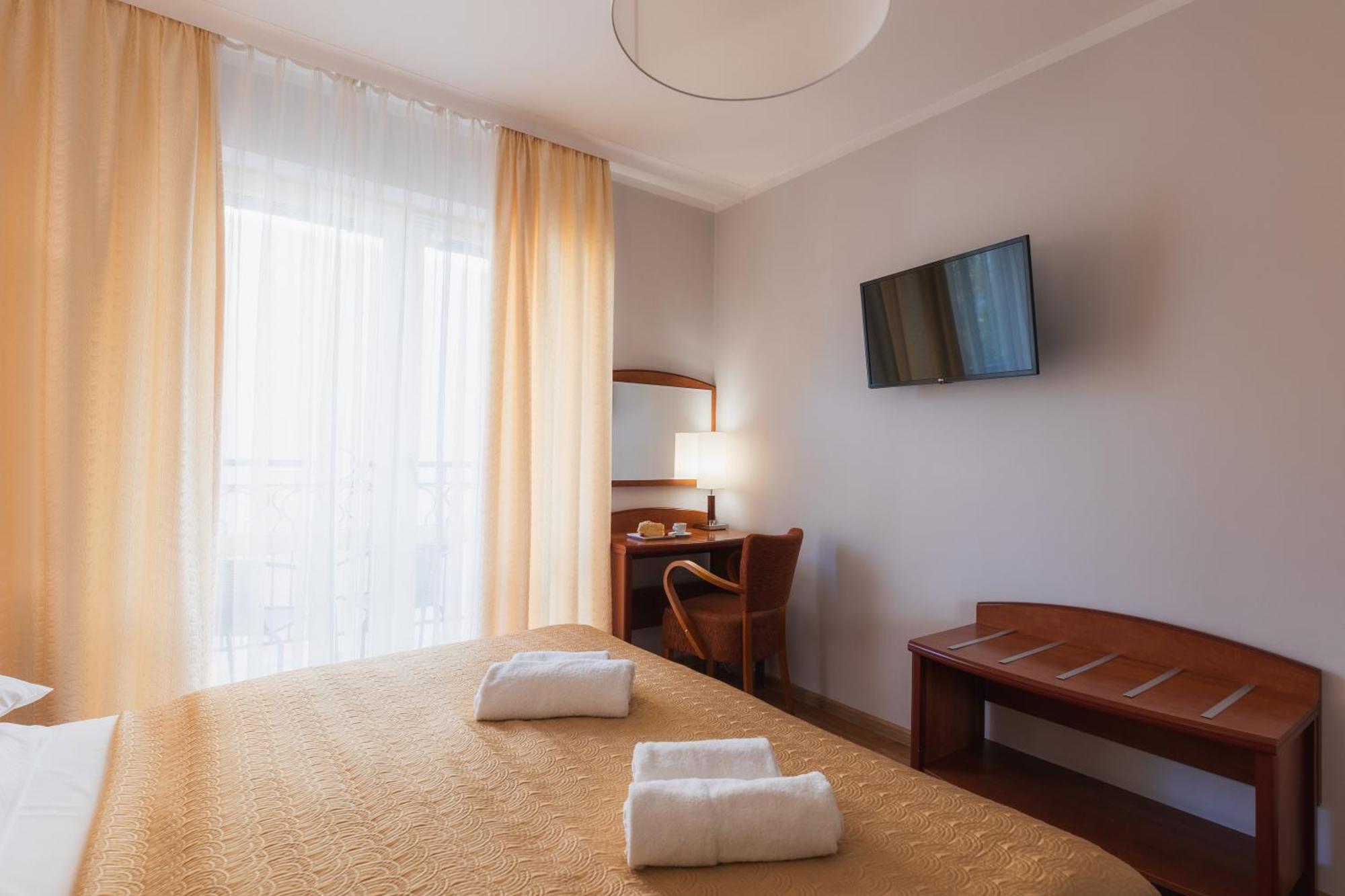 Hotel Villa Herkules Świnoujście Exteriör bild