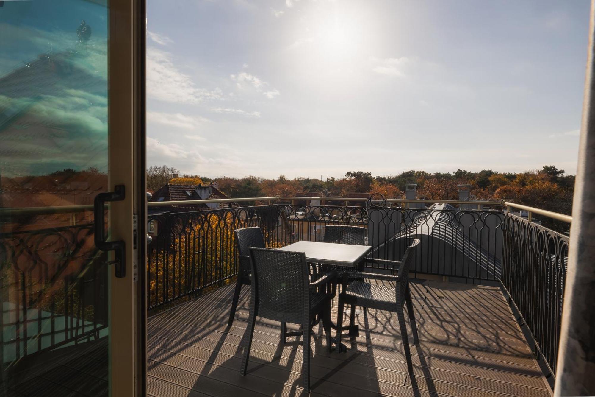Hotel Villa Herkules Świnoujście Exteriör bild